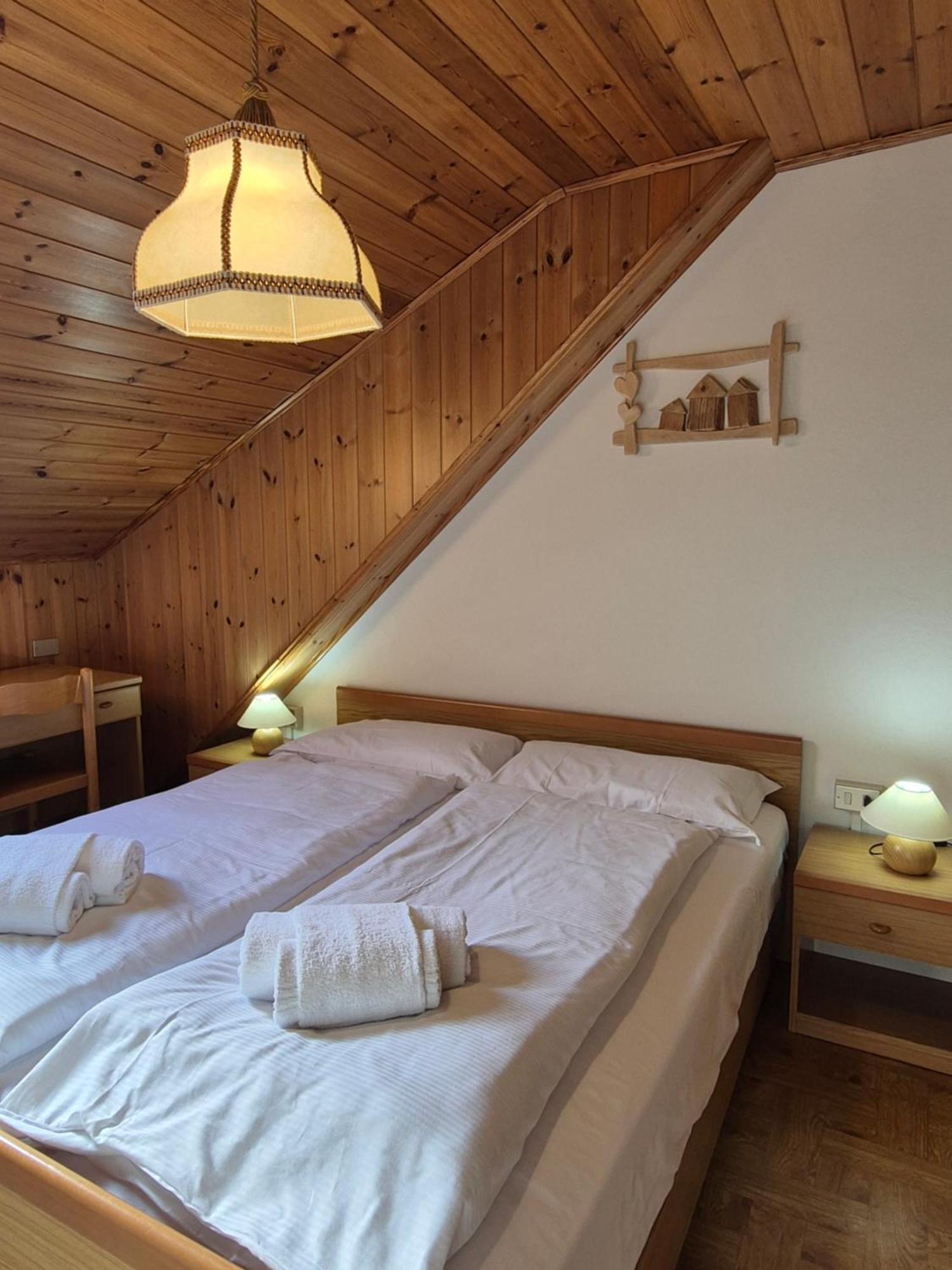 Apartamento La Casa del Mulino Pozza di Fassa Habitación foto